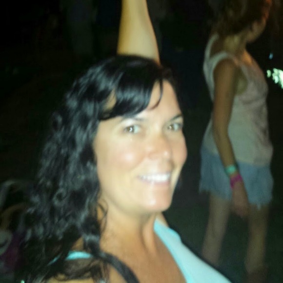 Meet your Posher, Alicia - Picture 1 of 1